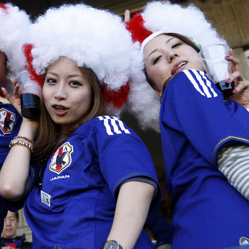 ブラジルWカップ日本人サポーターが海外で話題に 驚きと賞賛の声